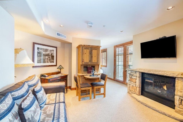 Inn At Lost Creek image 14